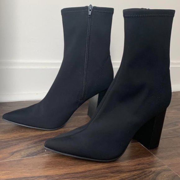 Jeffrey Campbell Booties Size 9 - Picture 7 of 8